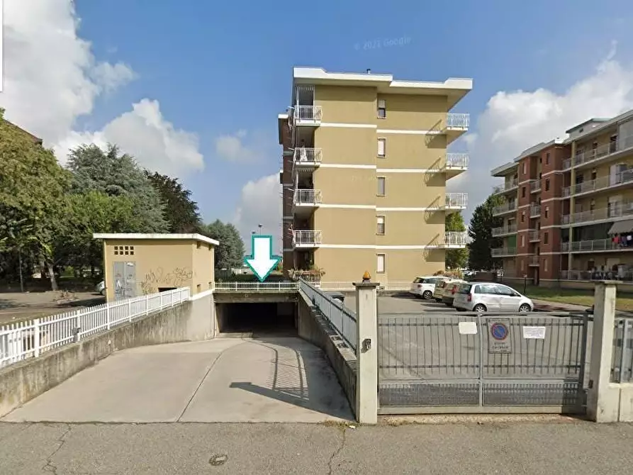 Immagine 1 di Garage in vendita  a Settimo Torinese