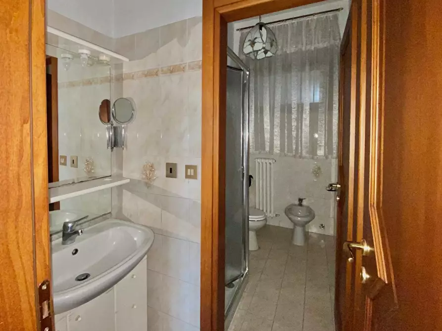 Immagine 11 di Appartamento in vendita  a Pisa