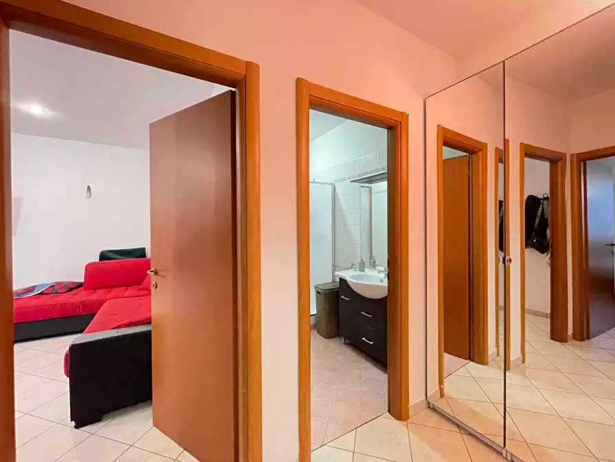 Immagine 36 di Appartamento in vendita  a Empoli