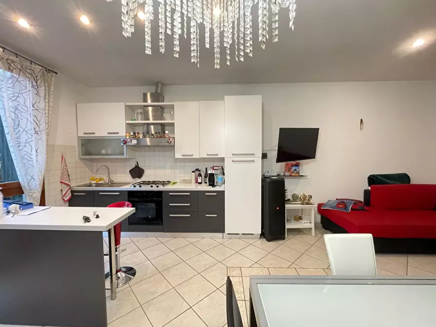 Immagine 18 di Appartamento in vendita  a Empoli