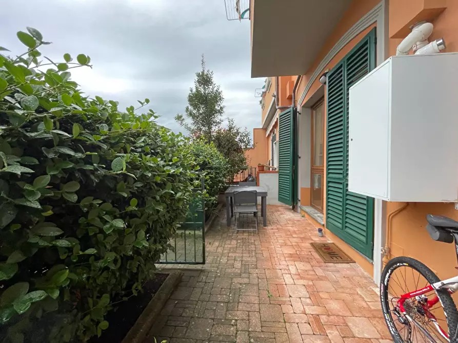 Immagine 2 di Appartamento in vendita  a Empoli