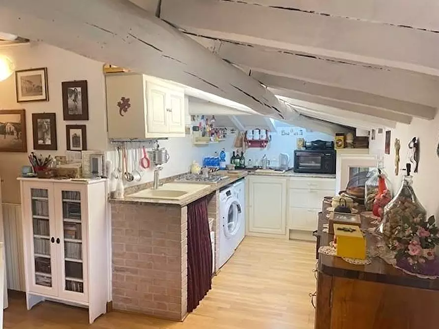 Immagine 13 di Mansarda in vendita  a Forte Dei Marmi