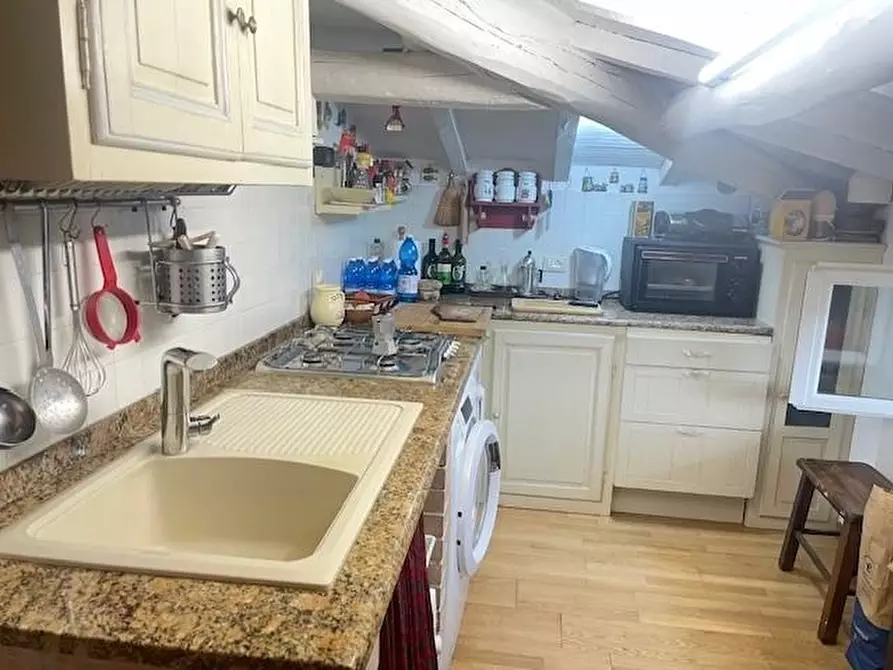 Immagine 14 di Mansarda in vendita  a Forte Dei Marmi