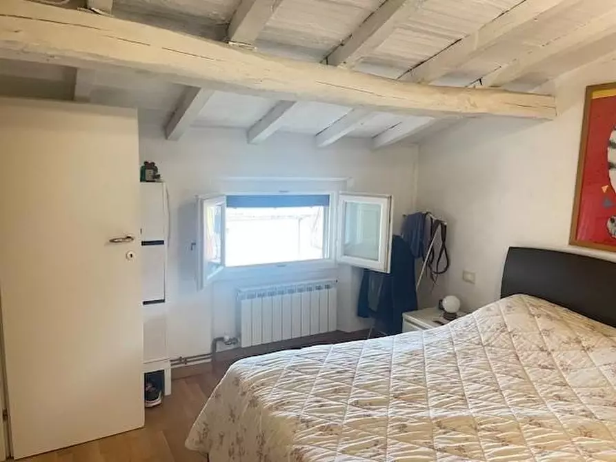 Immagine 23 di Mansarda in vendita  a Forte Dei Marmi