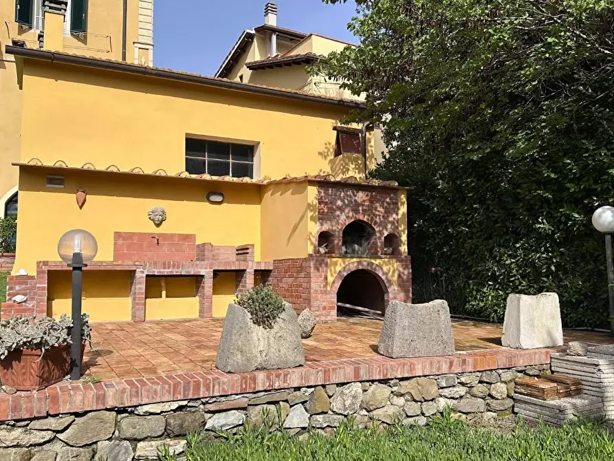 Immagine 80 di Villa in vendita  a Chianni