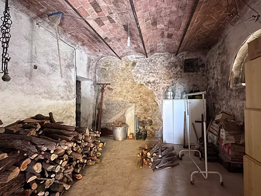 Immagine 63 di Villa in vendita  a Chianni