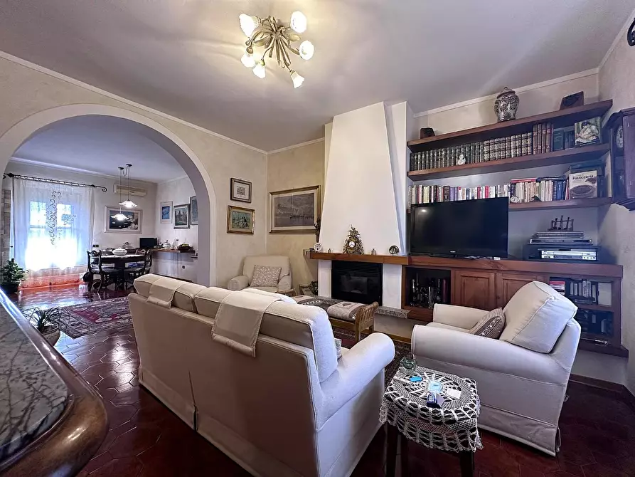 Immagine 44 di Villa in vendita  a Chianni