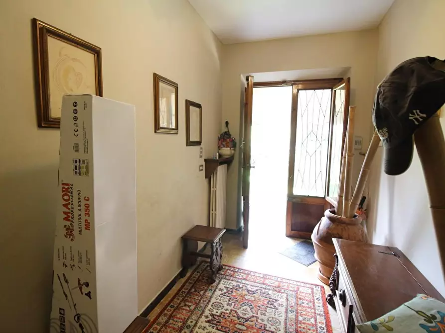 Immagine 7 di Porzione di casa in vendita  a Lucca