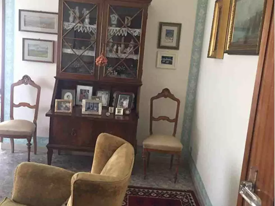 Immagine 14 di Appartamento in vendita  a La Spezia