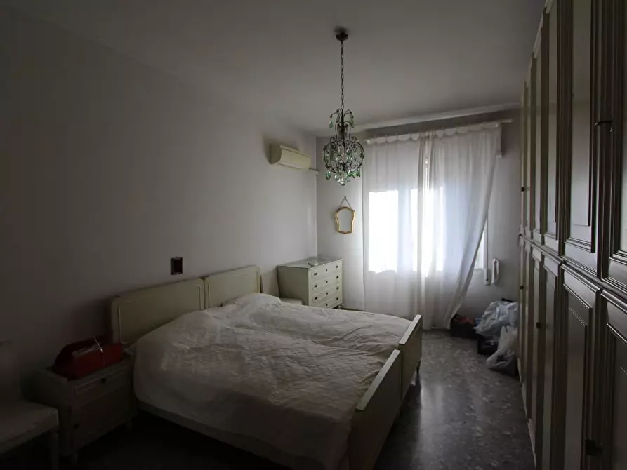 Immagine 12 di Appartamento in vendita  a La Spezia