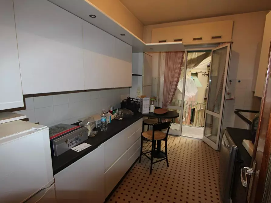 Immagine 4 di Appartamento in vendita  a La Spezia