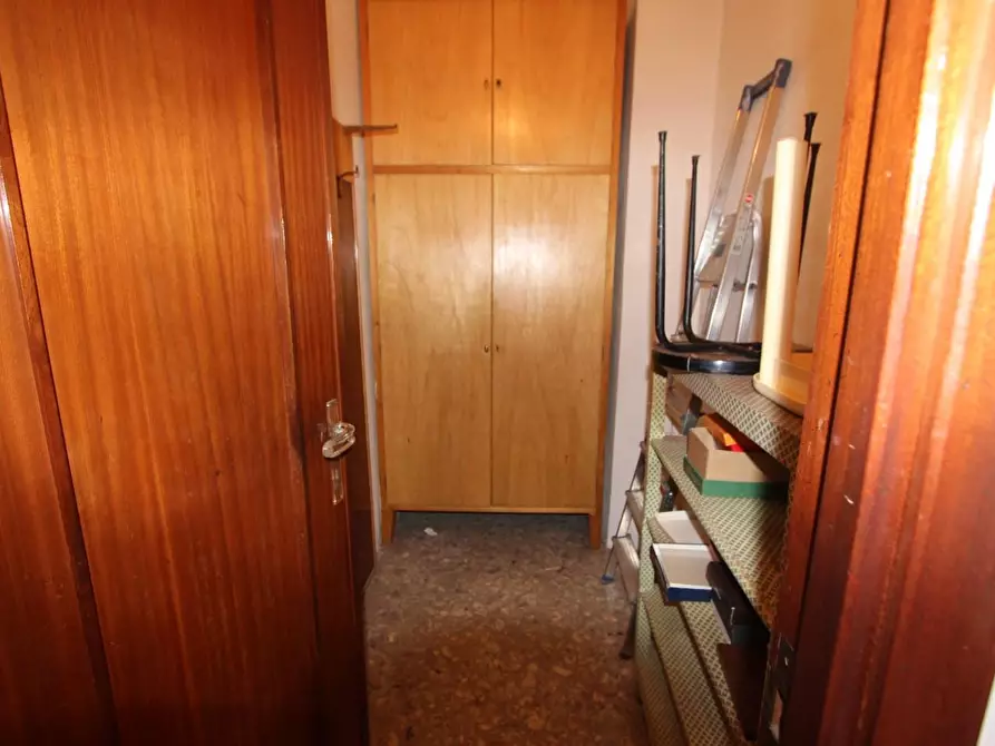 Immagine 6 di Appartamento in vendita  a La Spezia