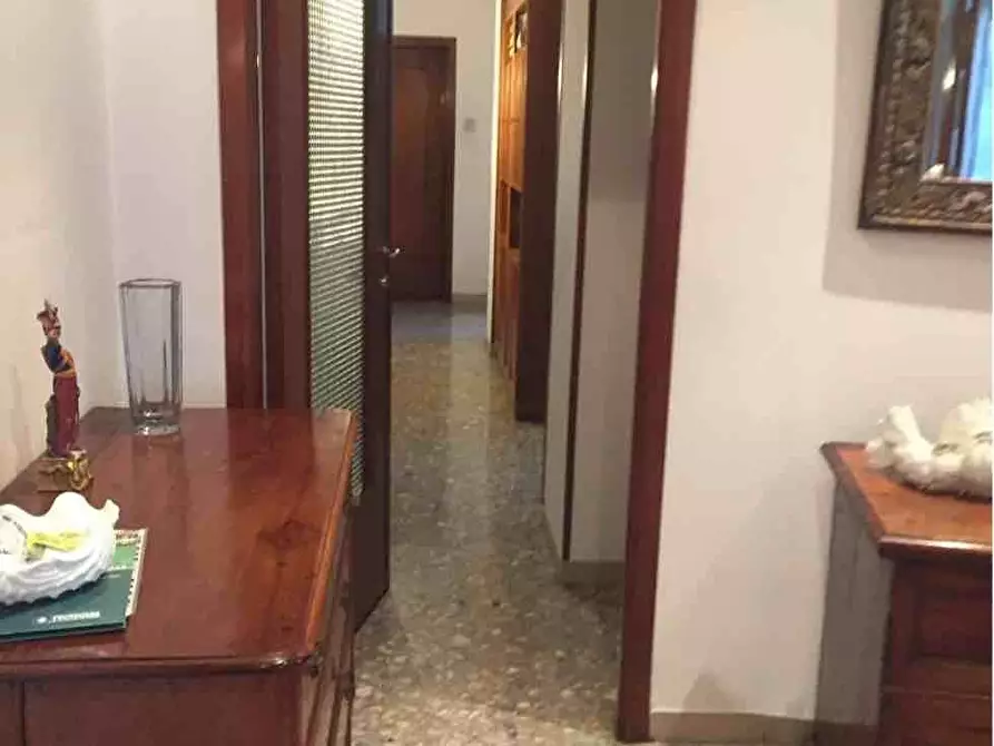 Immagine 28 di Appartamento in vendita  a La Spezia