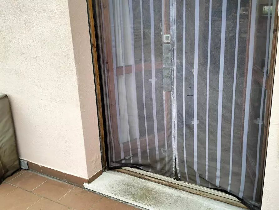 Immagine 15 di Appartamento in vendita  a Livorno