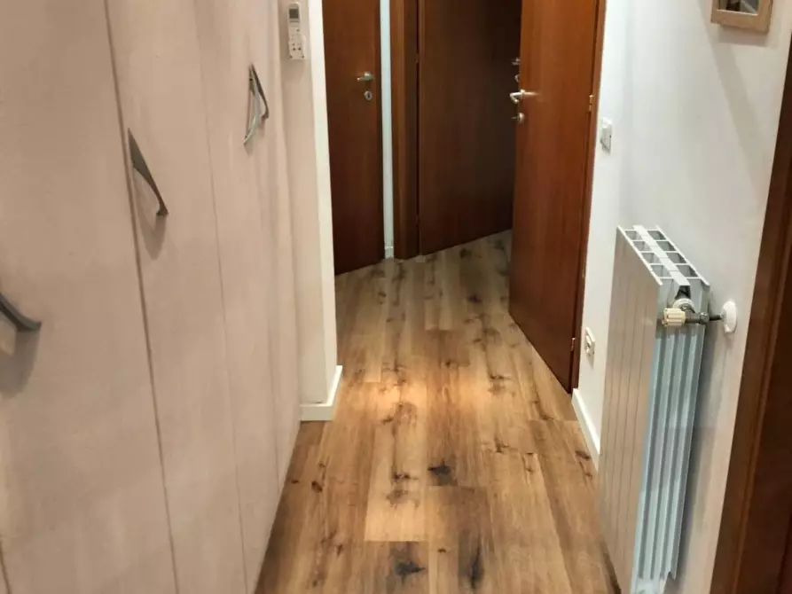 Immagine 17 di Appartamento in vendita  a Livorno