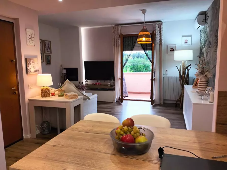 Immagine 5 di Appartamento in vendita  a Livorno