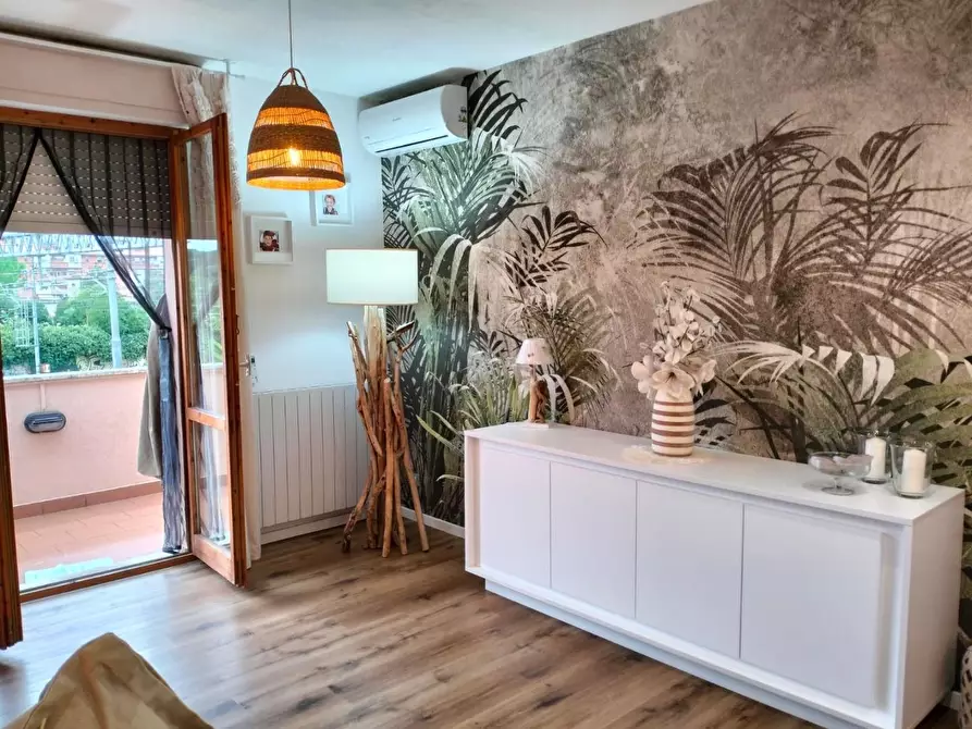 Immagine 7 di Appartamento in vendita  a Livorno