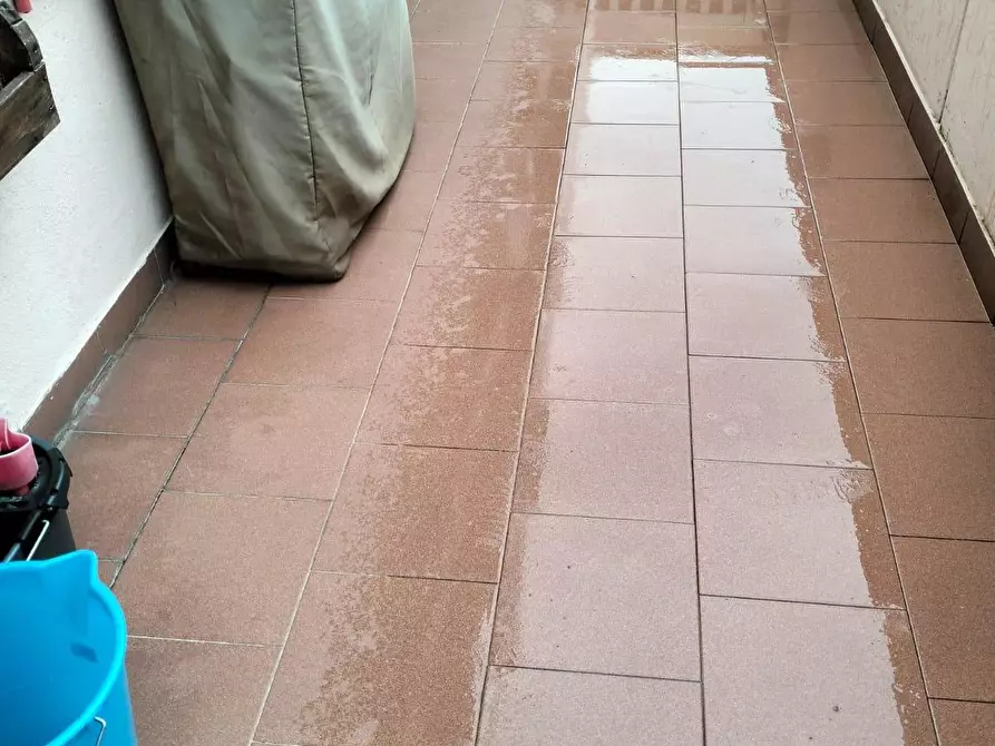 Immagine 13 di Appartamento in vendita  a Livorno