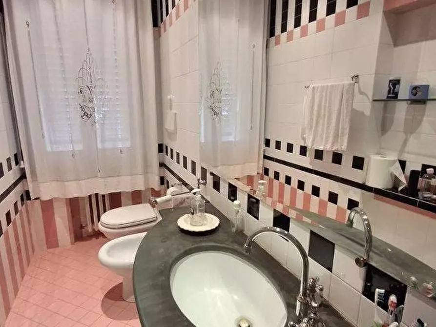 Immagine 25 di Appartamento in vendita  a Empoli