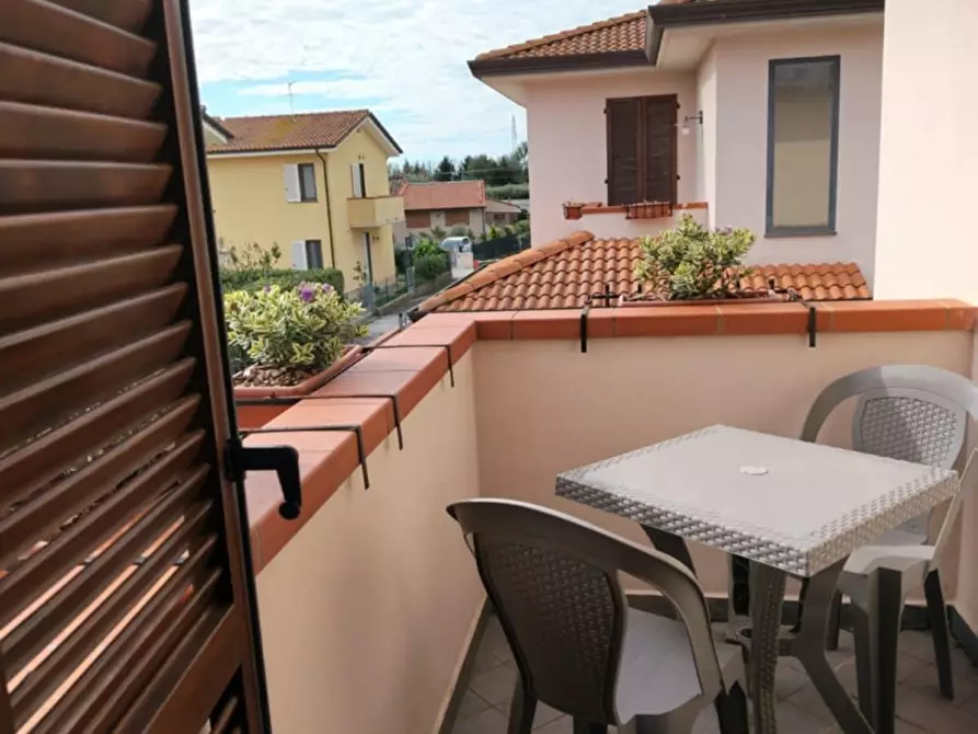 Immagine 11 di Villa in vendita  a San Giuliano Terme