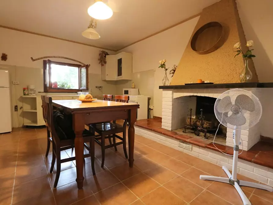 Immagine 43 di Villa in vendita  a San Giuliano Terme