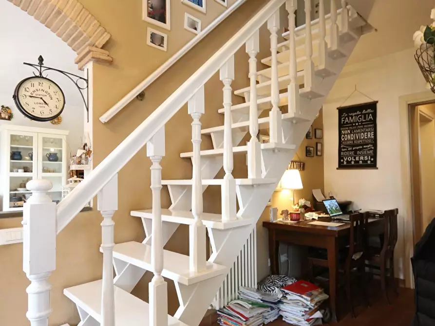 Immagine 14 di Villa in vendita  a San Giuliano Terme