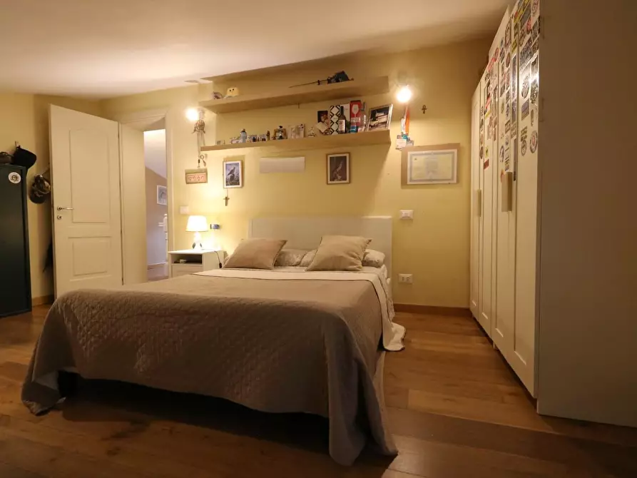 Immagine 29 di Villa in vendita  a San Giuliano Terme