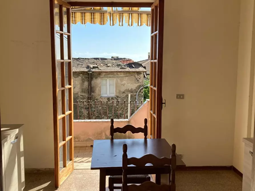 Immagine 4 di Appartamento in vendita  a Massa