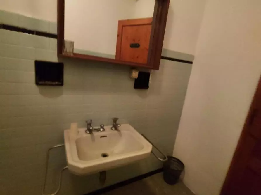 Immagine 25 di Albergo/B&B/Residence in vendita  a Montecatini Terme