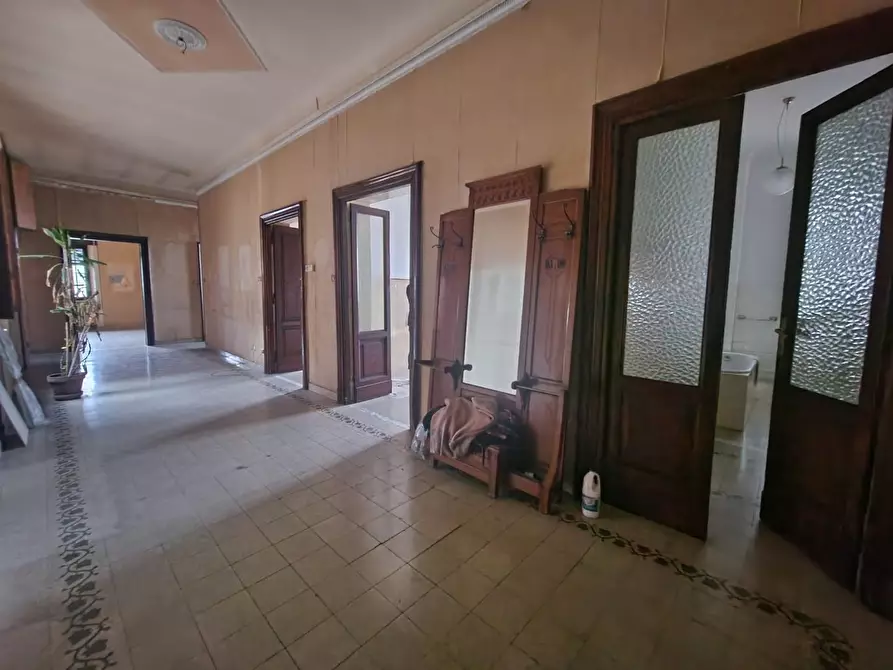 Immagine 12 di Appartamento in vendita  a Carrara