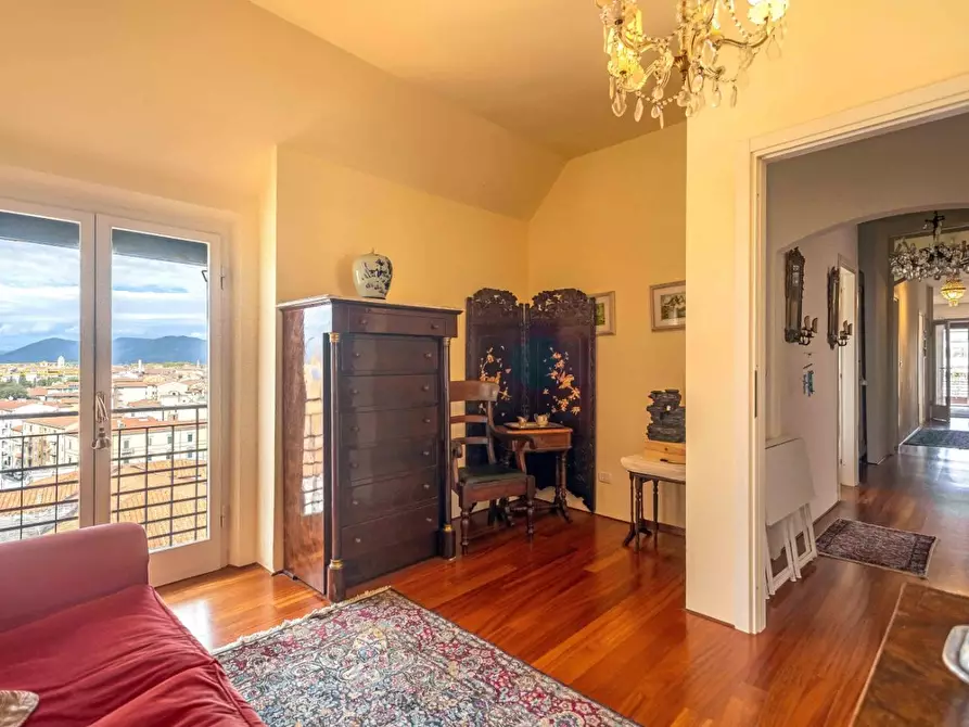 Immagine 12 di Mansarda in vendita  a Pisa