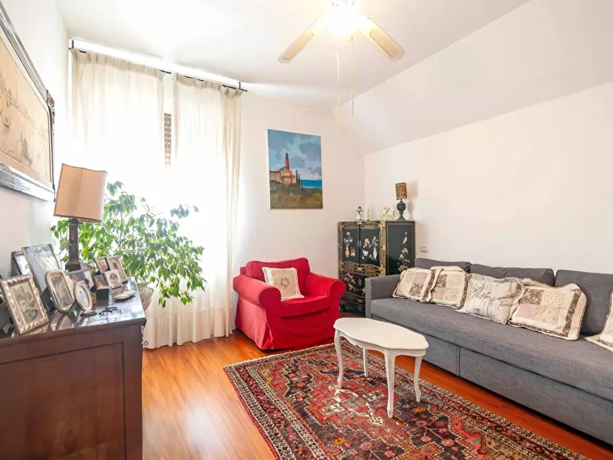 Immagine 27 di Mansarda in vendita  a Pisa