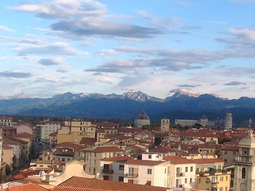 Immagine 21 di Mansarda in vendita  a Pisa
