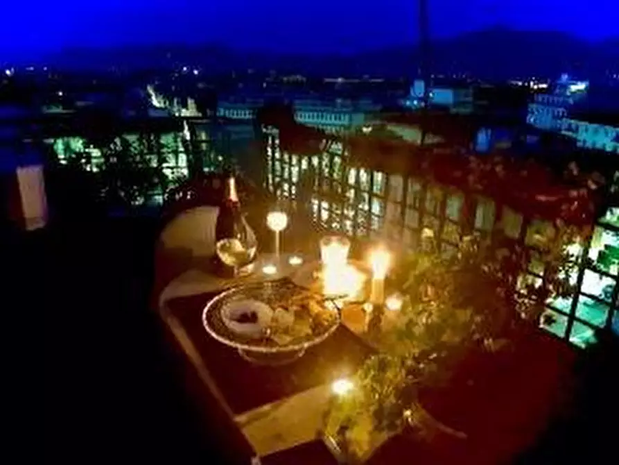 Immagine 19 di Mansarda in vendita  a Pisa