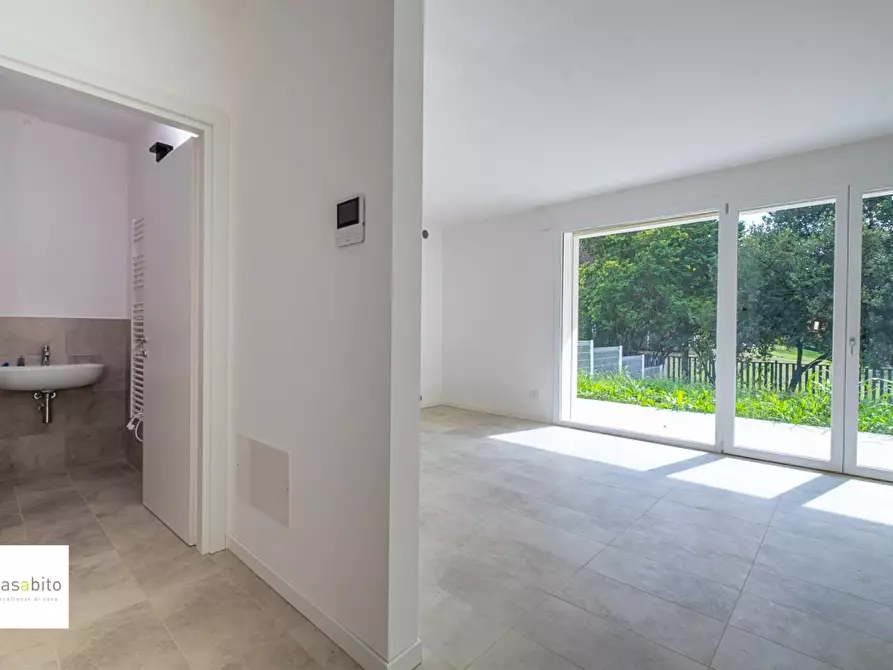 Immagine 5 di Appartamento in vendita  a Ponte San Pietro