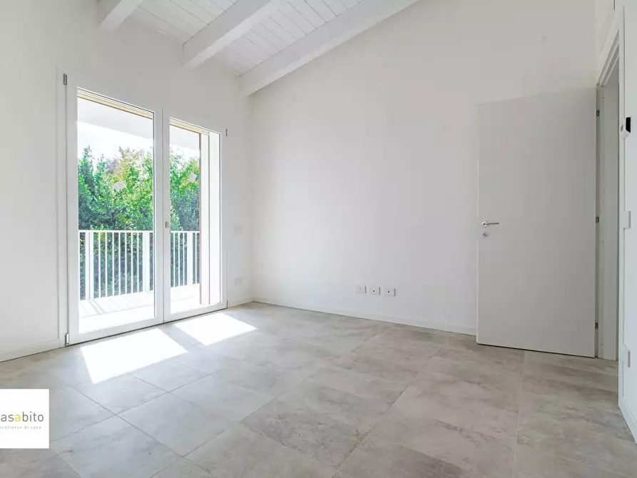 Immagine 14 di Appartamento in vendita  a Ponte San Pietro