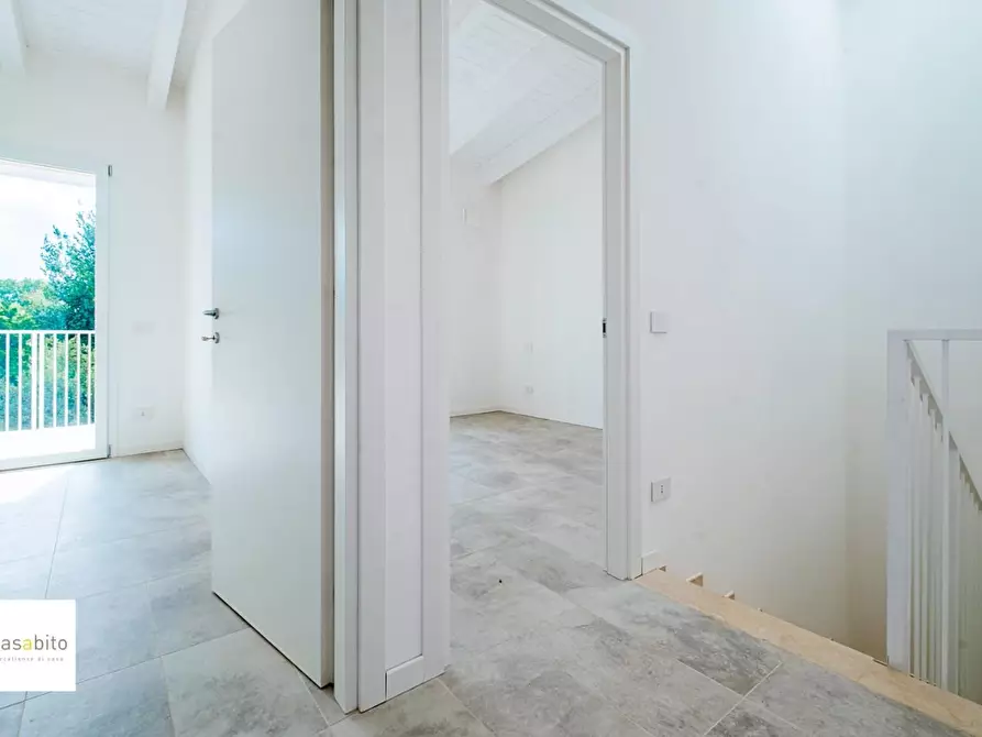 Immagine 16 di Appartamento in vendita  a Ponte San Pietro