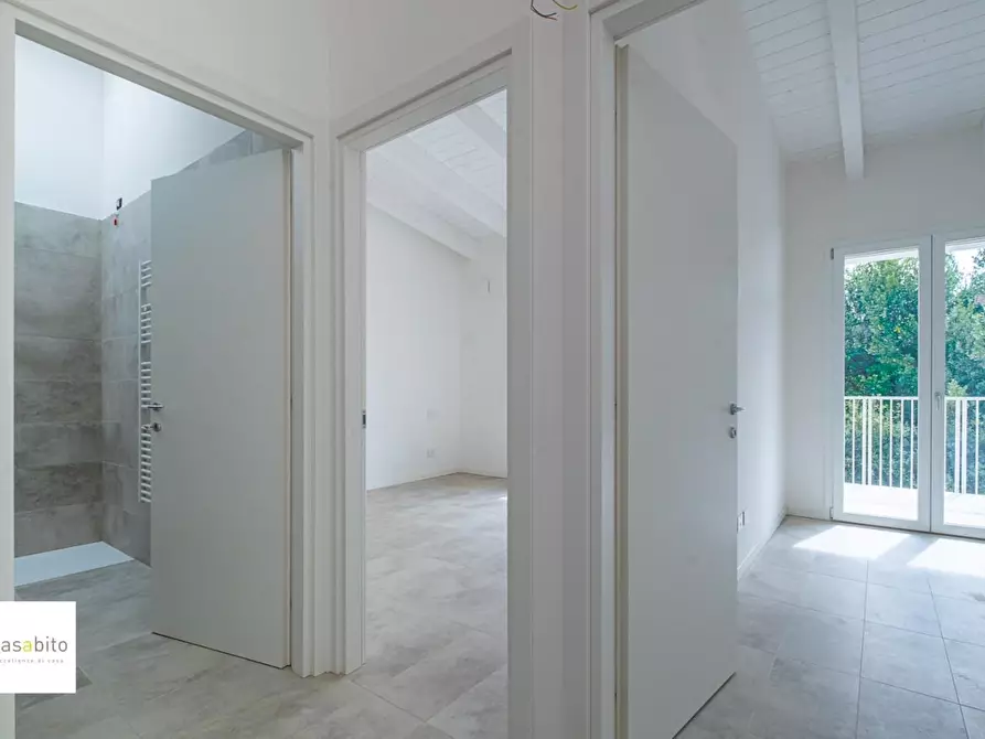 Immagine 9 di Appartamento in vendita  a Ponte San Pietro