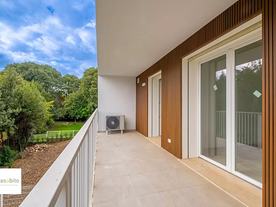 Immagine 21 di Appartamento in vendita  a Ponte San Pietro