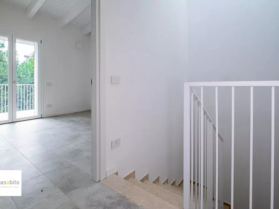 Immagine 18 di Appartamento in vendita  a Ponte San Pietro