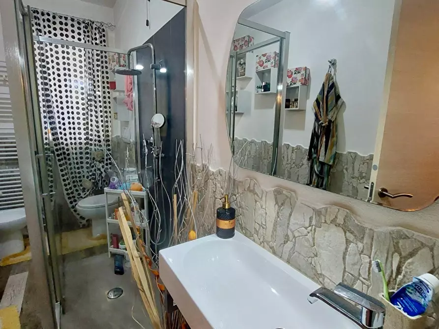 Immagine 8 di Villa in vendita  a Massarosa