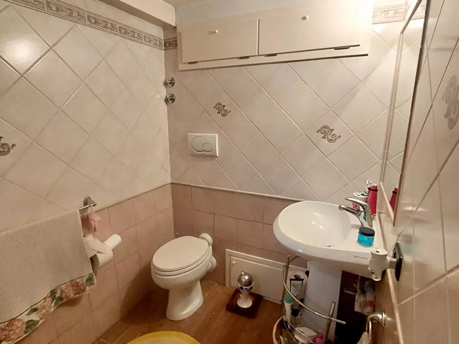 Immagine 18 di Villa in vendita  a Massarosa