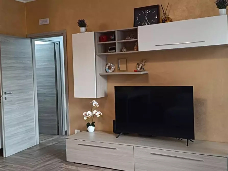 Immagine 3 di Casa bifamiliare in vendita  a Cascina