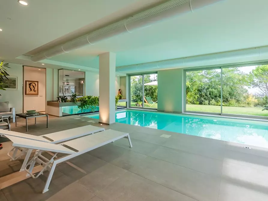 Immagine 25 di Villa in vendita  a Santa Maria A Monte