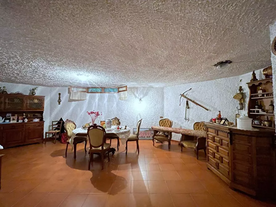 Immagine 43 di Casa indipendente in vendita  a Viareggio