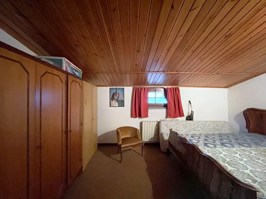 Immagine 35 di Casa indipendente in vendita  a Viareggio