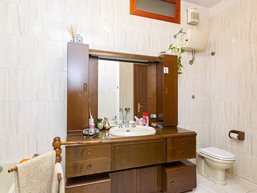 Immagine 13 di Appartamento in vendita  a Pontedera