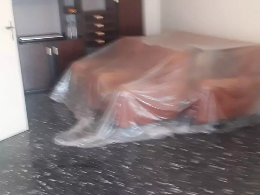 Immagine 4 di Appartamento in vendita  a Viareggio