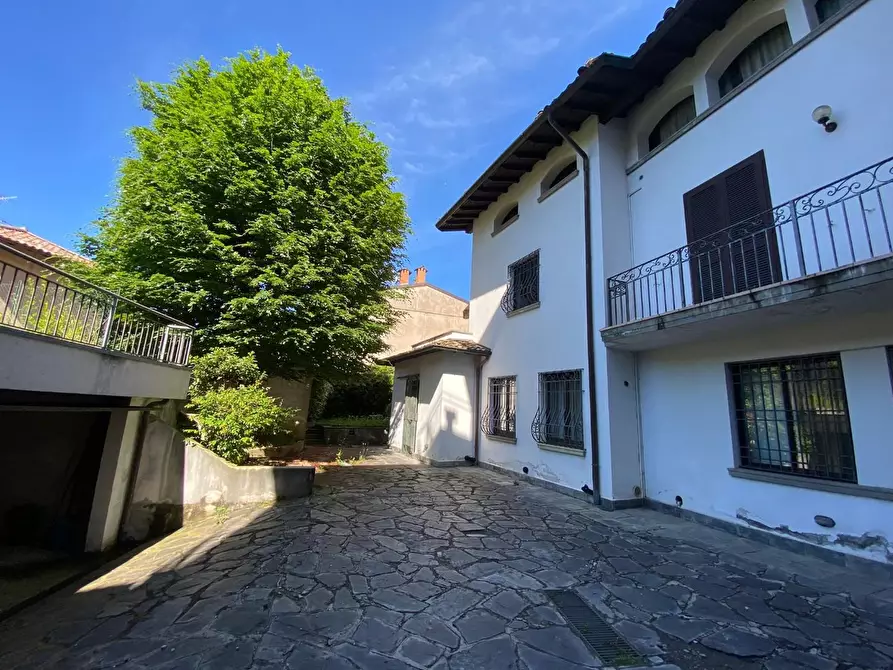 Immagine 23 di Villa in vendita  a Gandino