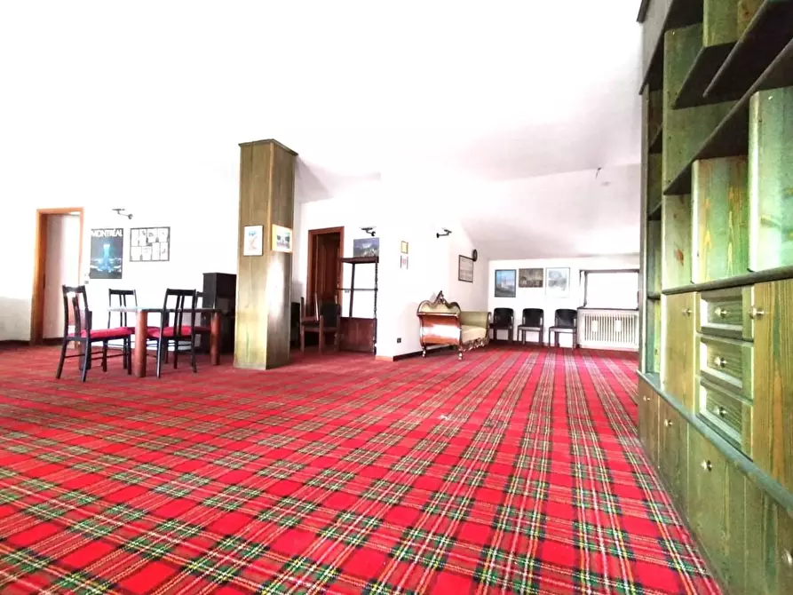 Immagine 30 di Villa in vendita  a Gandino